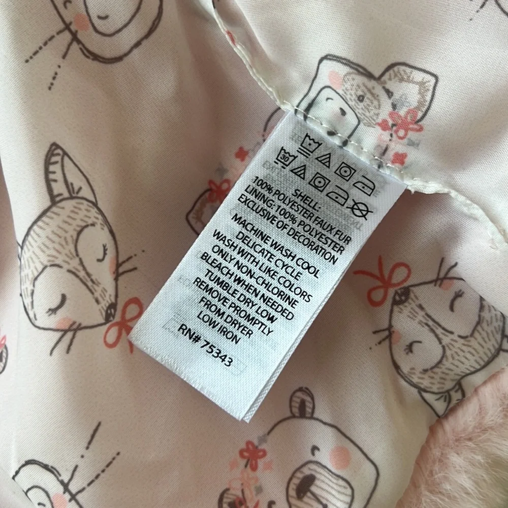 Catherine Malandrino Mini Pink Baby Fur Vest 3-6M - Picture 11 of 11